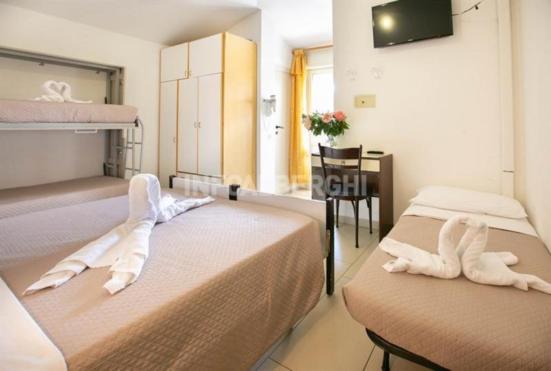 Oasi Del Mare Hotel Rimini Exterior photo